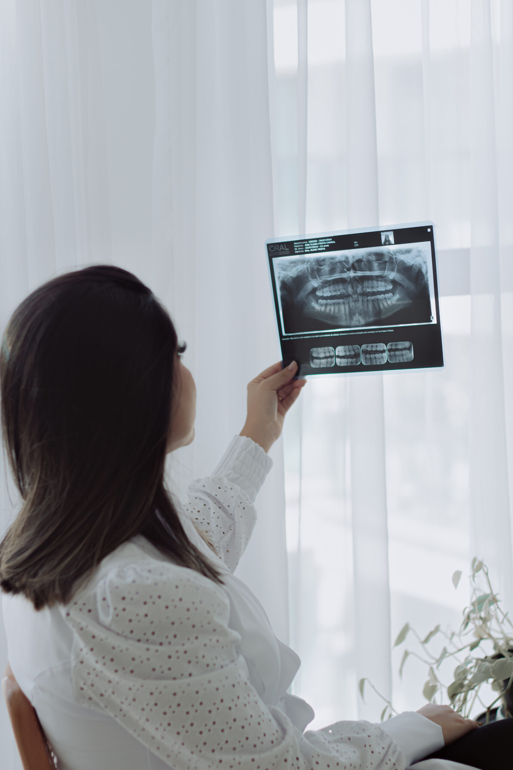 Dra. Aline Frota Dentista em Taguatinga